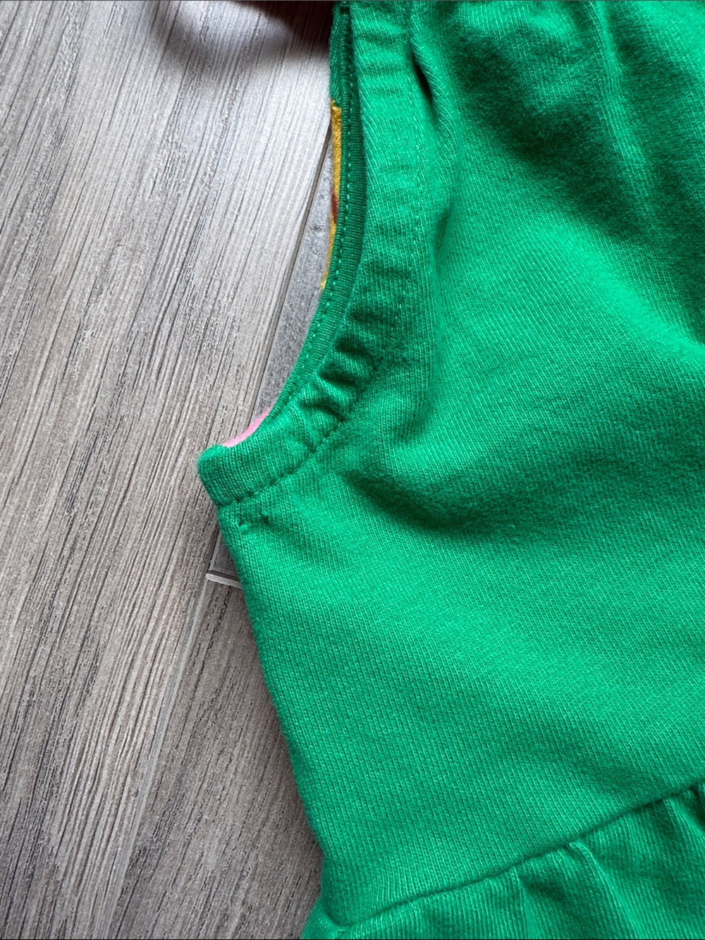 Mini Boden Bright Green Tiered Dress with Colorful Daisy Appliqués - Picture 6 of 6